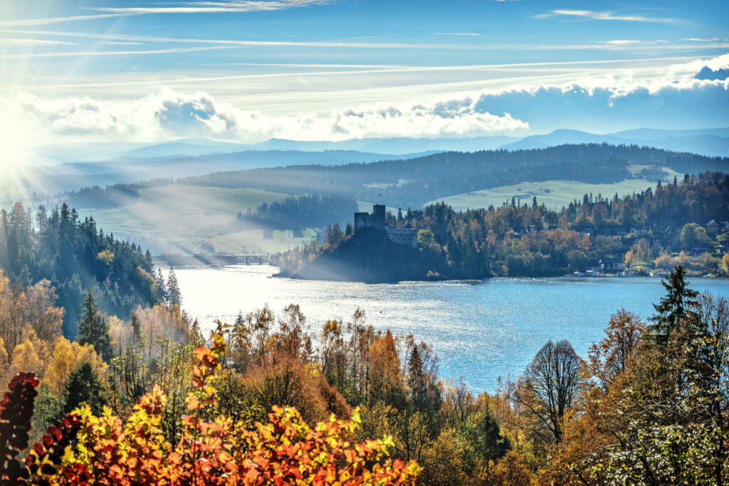 Stunning Autumn Landscape HD Wallpaper with Vibrant Fall Foliage