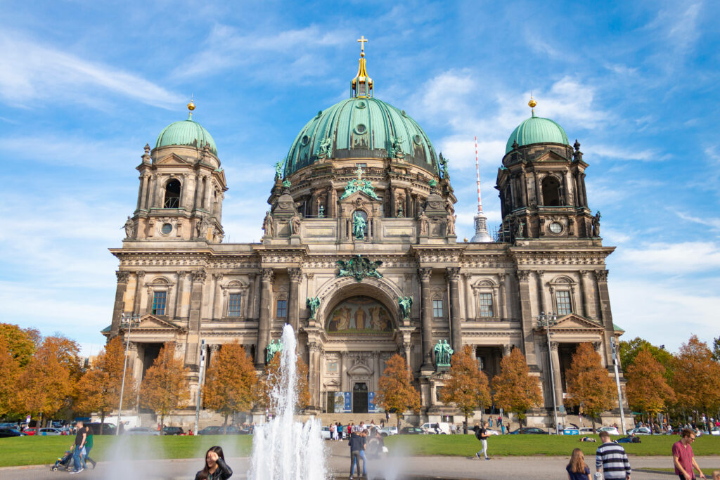 Berlin Cathedral Wallpaper: Iconic Architecture & Vibrant Landscape