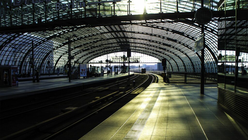 Modern Berlin Railway Station Wallpaper: Sleek Design & Natural Light