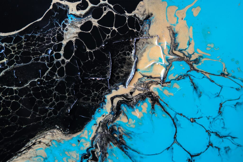 Stunning Abstract Liquid Art Wallpaper: Black, Gold & Blue Patterns
