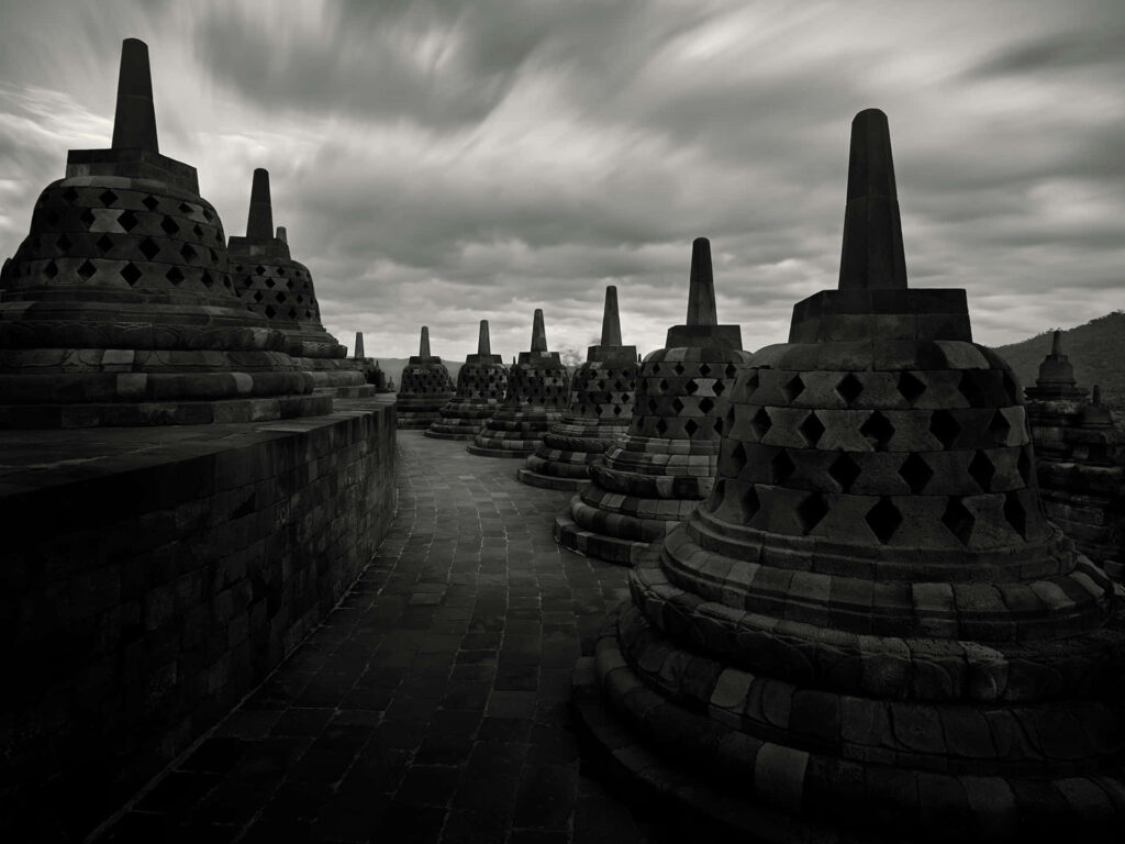 Monochrome Borobudur Temple Wallpaper: Dramatic Architectural Background