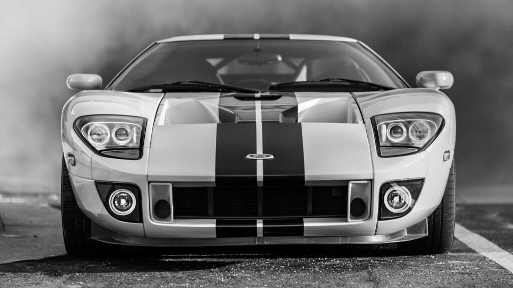 Stunning Black & White Ford GT Wallpaper - Sleek Design & Racing Stripes