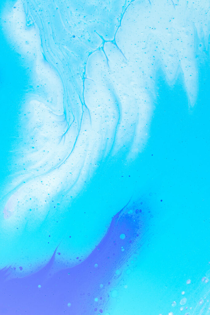 Stunning Blue Abstract Wallpaper: Oceanic Flowing Design Background