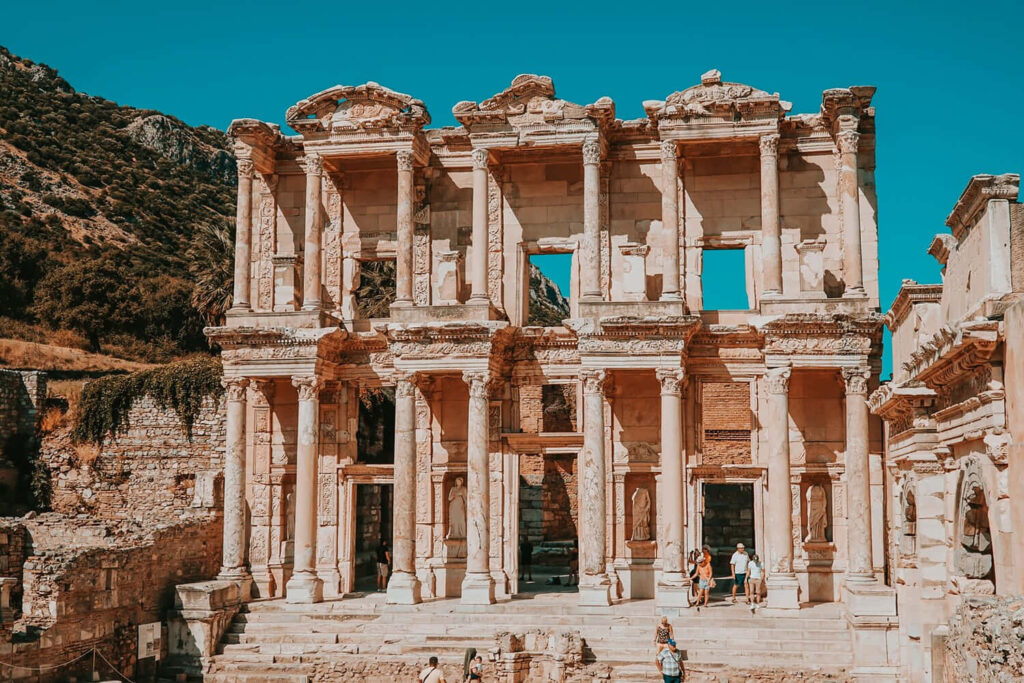 Stunning Wallpaper of Ephesus' Celsus Library Ruins Under Blue Sky