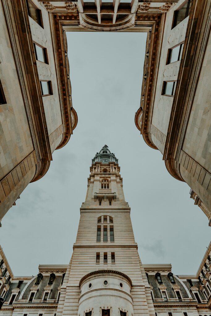 Stunning Chapel Architecture Wallpaper: Dramatic Bottom-Up Perspective