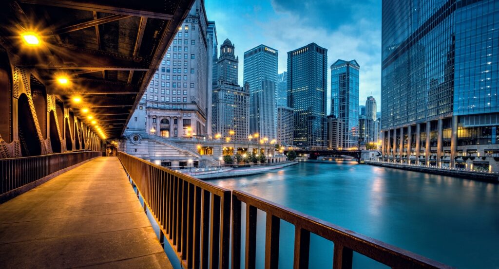 Stunning Chicago Evening View Wallpaper: Skyscrapers & River Lights