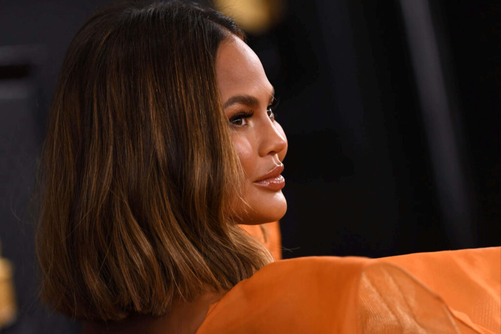 Stunning Chrissy Teigen Wallpaper: Elegant Event Look & Chic Style