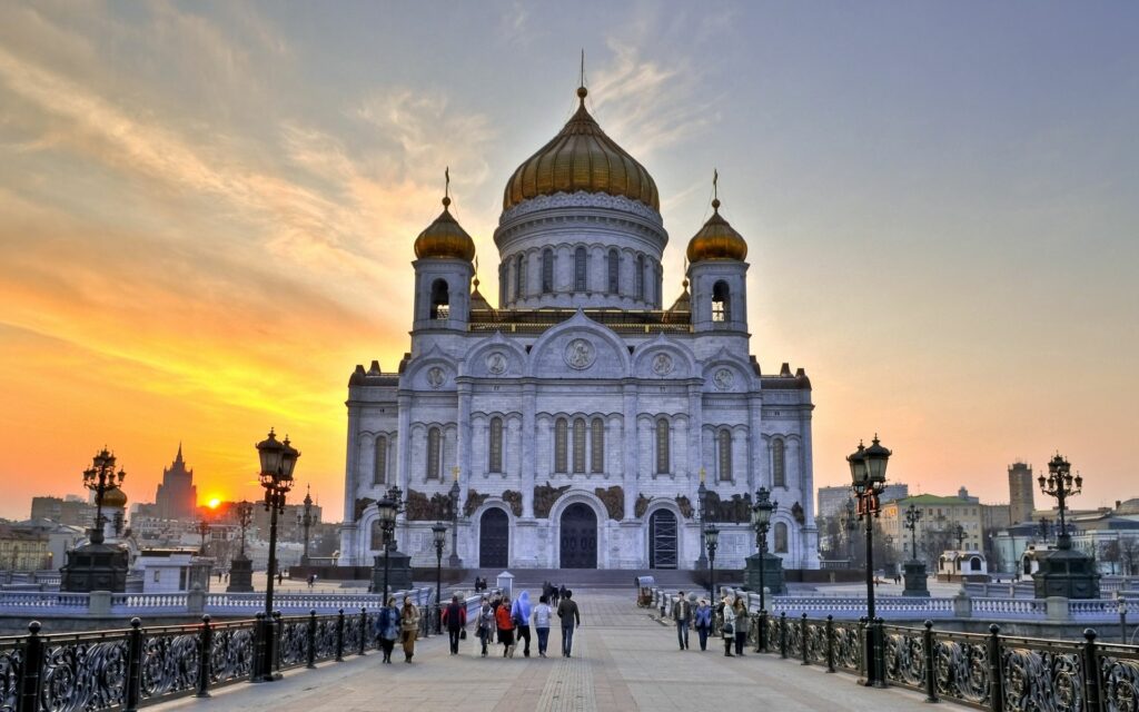 Stunning Sunset Wallpaper of Christ the Savior Cathedral, Moscow