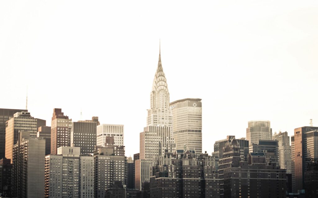 Stunning Skyscraper Wallpaper: Iconic Chrysler Building Cityscape