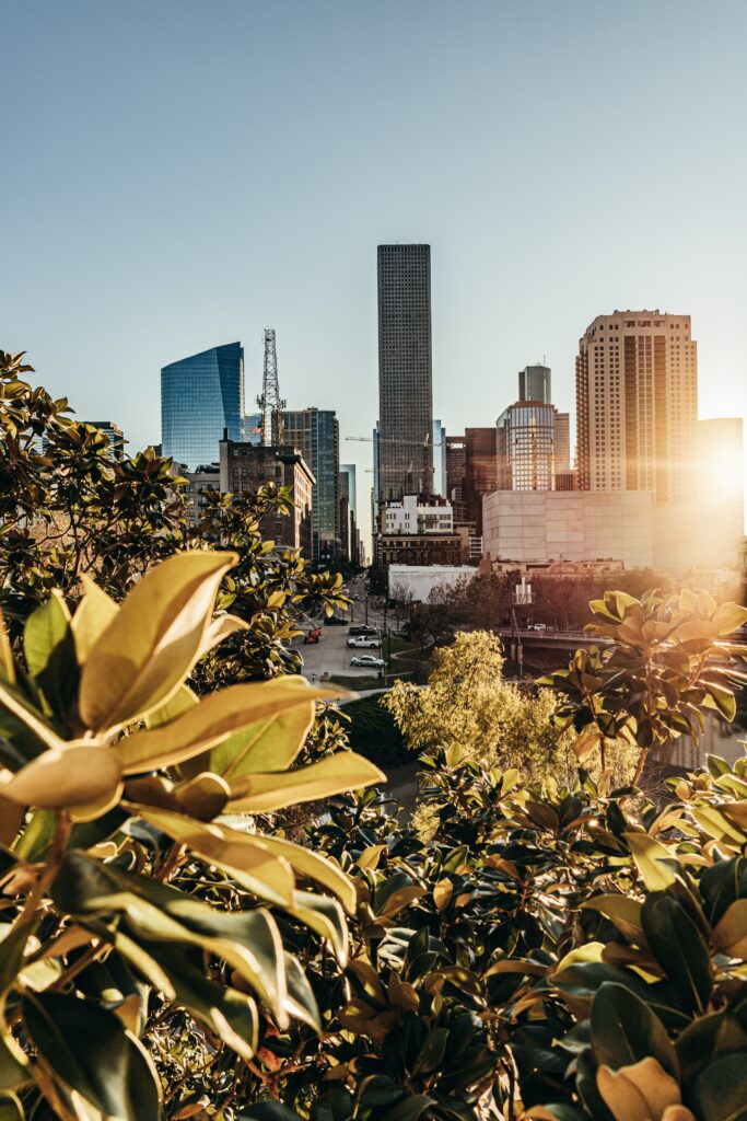 Stunning Cityscape Wallpaper: Modern Architecture & Nature's Beauty