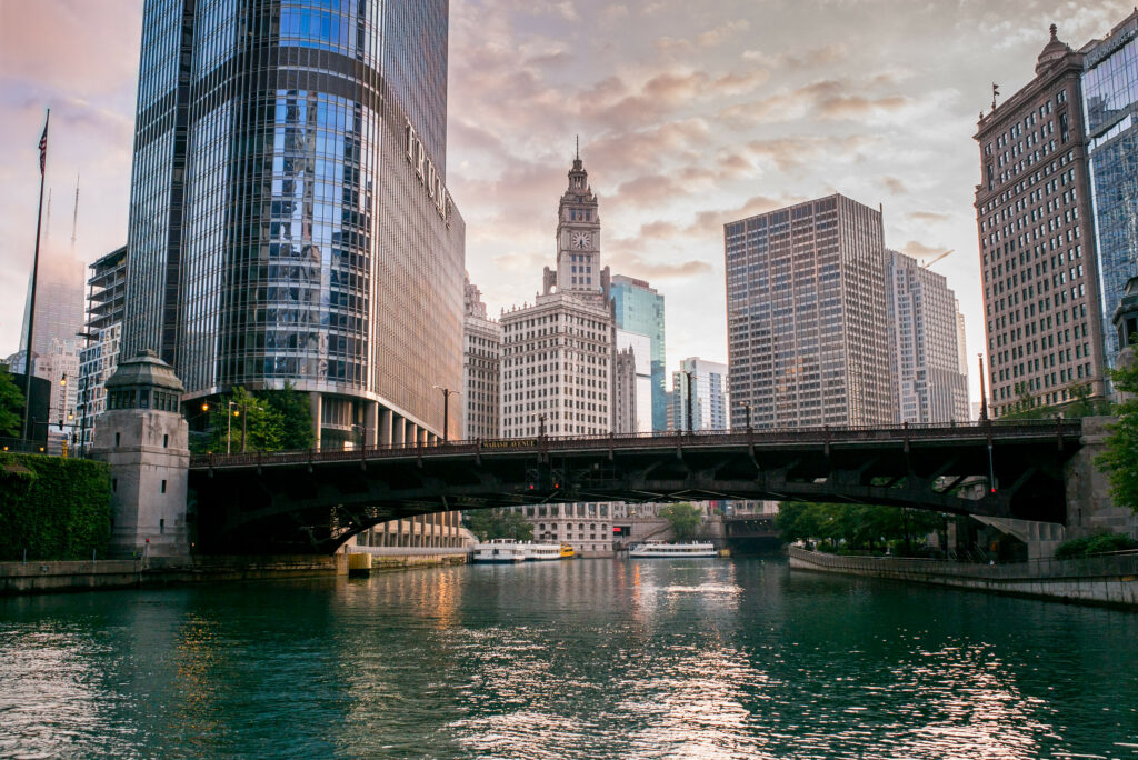 Stunning Cityscape Wallpaper: Modern & Historic Buildings by Waterway