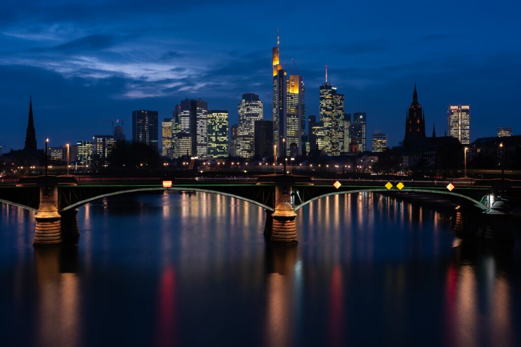 Stunning Night Cityscape Wallpaper: Illuminated Bridge & Buildings