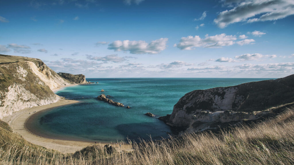 Stunning Coastal Wallpaper: Limestone Arch & Turquoise Waters