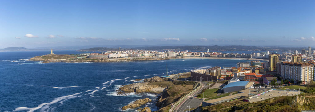 Stunning Corunna Coastal City Wallpaper Background - Oceanfront Beauty
