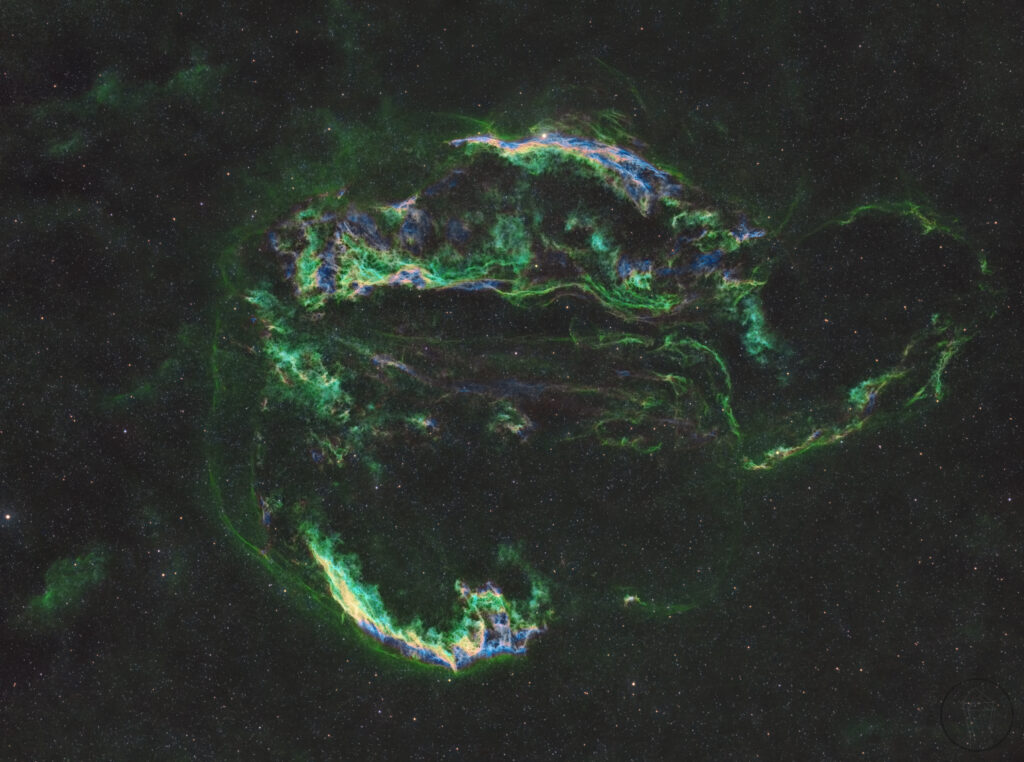 Stunning Cygnus Loop Nebula Wallpaper: Vibrant Cosmic Beauty