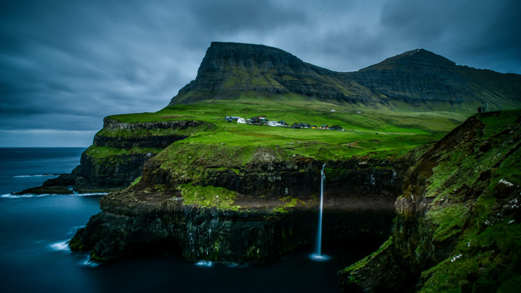 Stunning Faroe Islands Wallpaper: Rugged Peaks & Serene Ocean Views