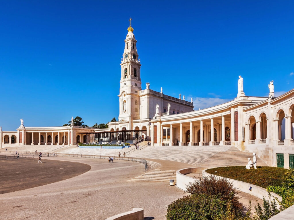 Fatima Sanctuary Wallpaper: Stunning Architecture & Spiritual Beauty