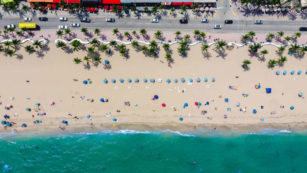 Stunning Florida Beach Wallpaper: Turquoise Waters & Golden Sands