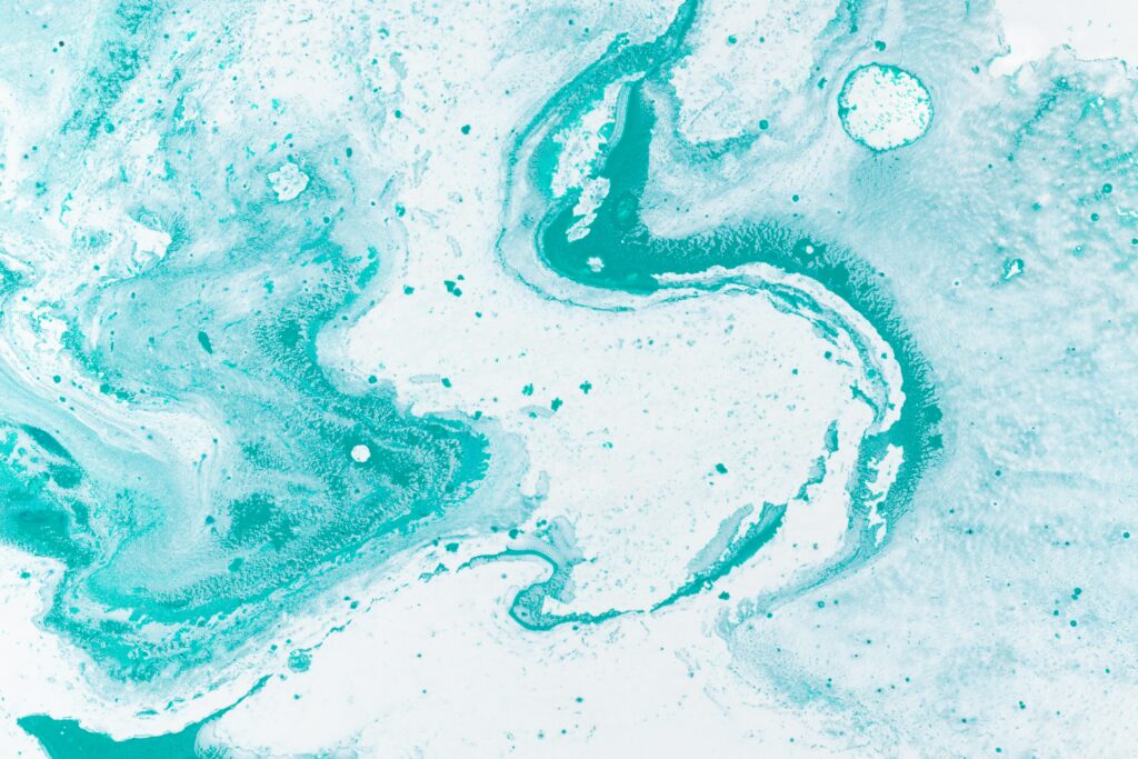Vibrant Teal Fluid Art Wallpaper - Intricate Patterns on White