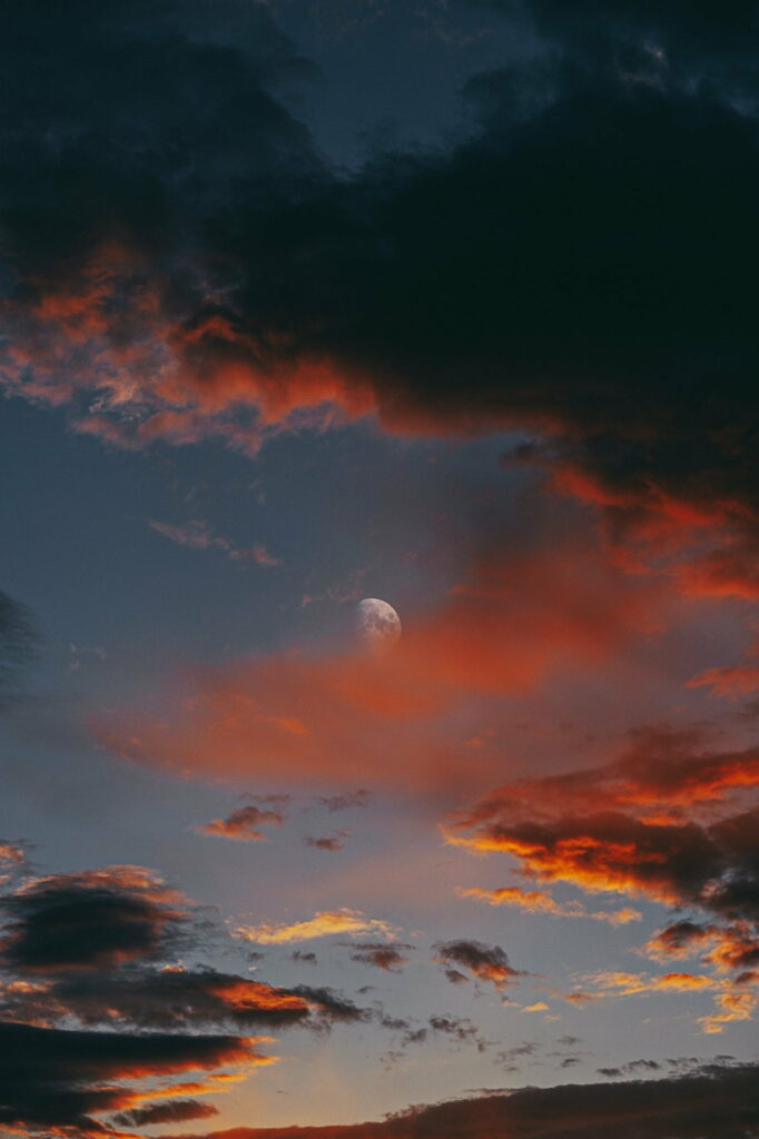 Stunning Sunset Sky HD Wallpaper with Moon & Dramatic Clouds
