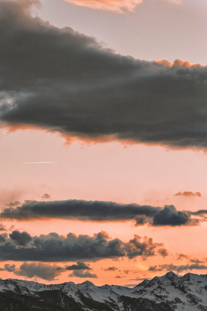 Stunning Sunset Sky Over Snow-Capped Mountains - HD Wallpaper