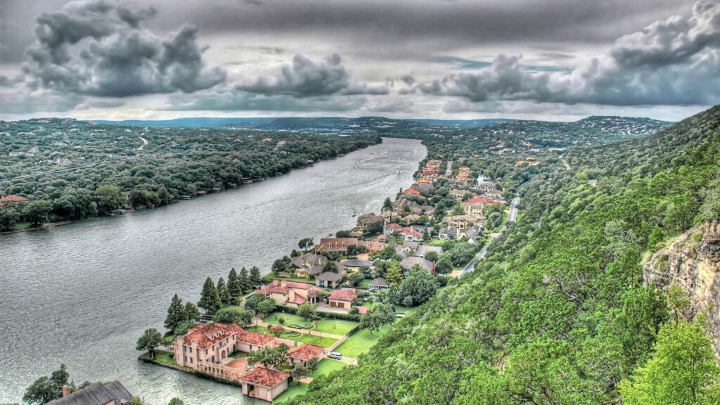 Stunning HDR Wallpaper: Serene River & Lush Landscape Background