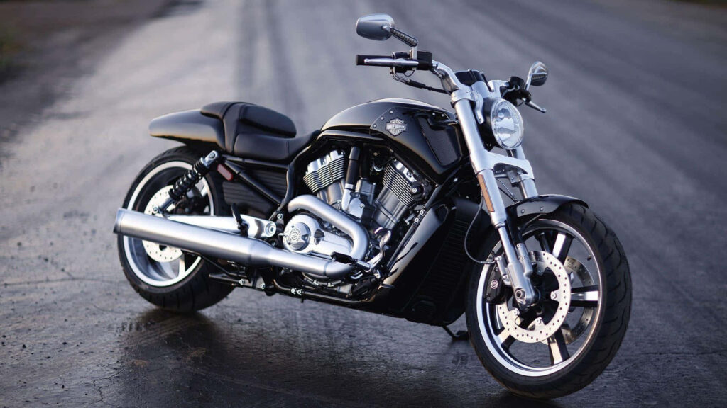 Stunning Harley Davidson VRSC Wallpaper: Bold & Sleek Bike Design