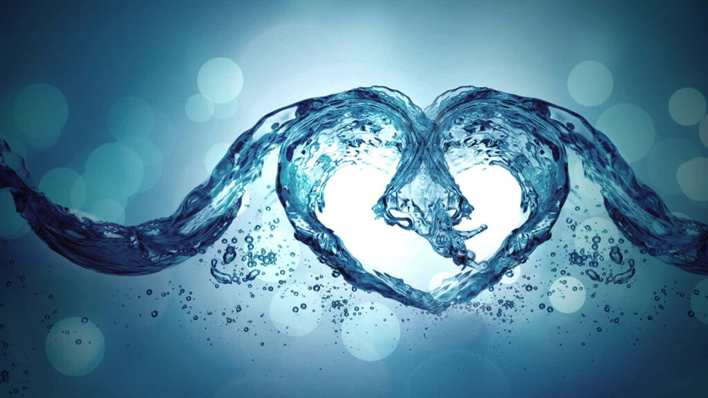 Heart-Shaped Water Splash Wallpaper: Love & Serenity Background
