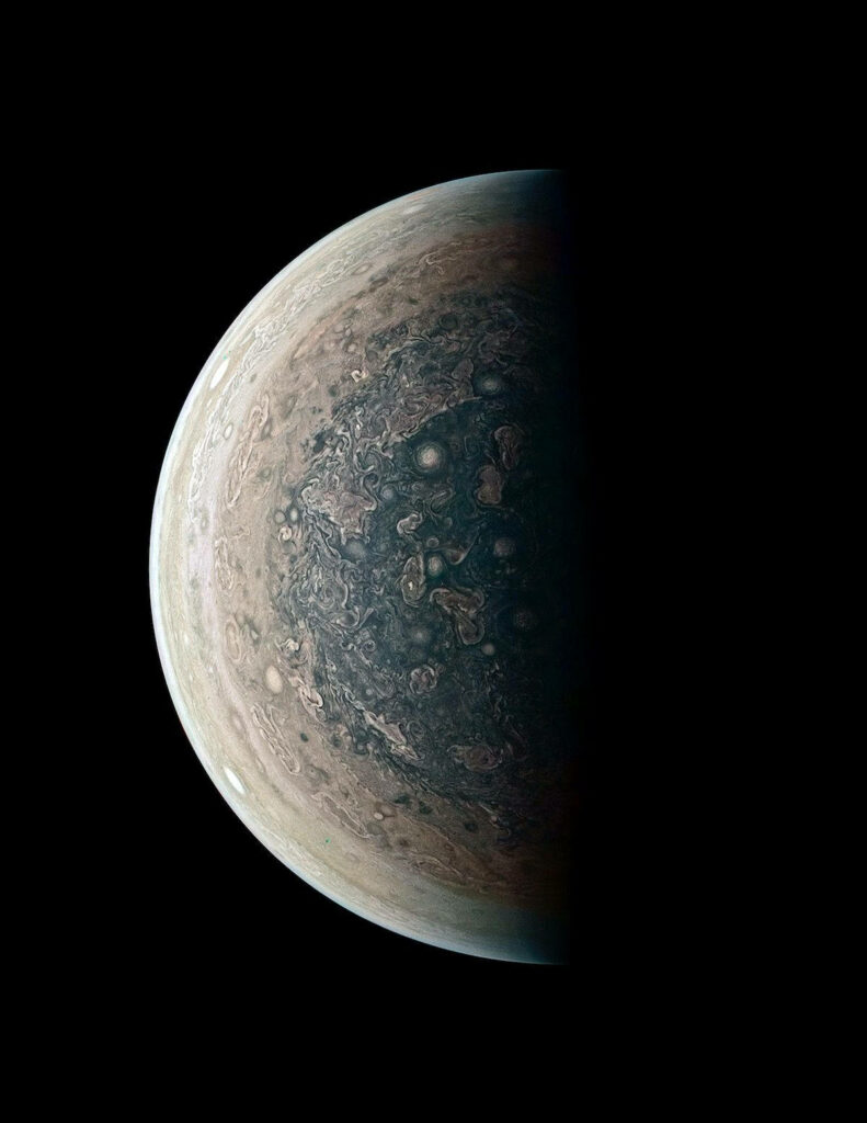 Stunning Jupiter Wallpaper: Intricate Bottom Hemisphere Patterns