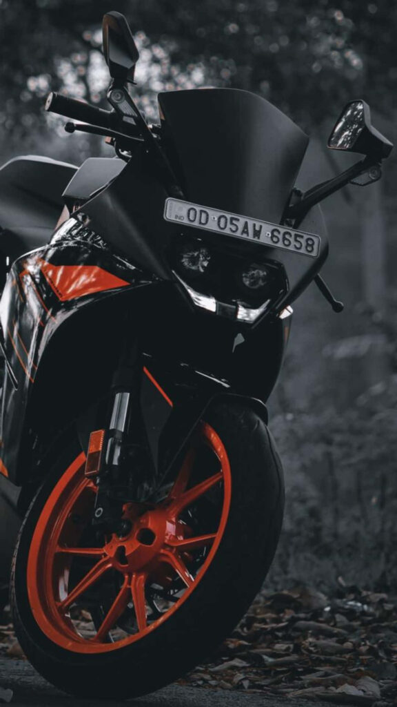 Vibrant KTM Bike Wallpaper: Bold Design & Close-Up View
