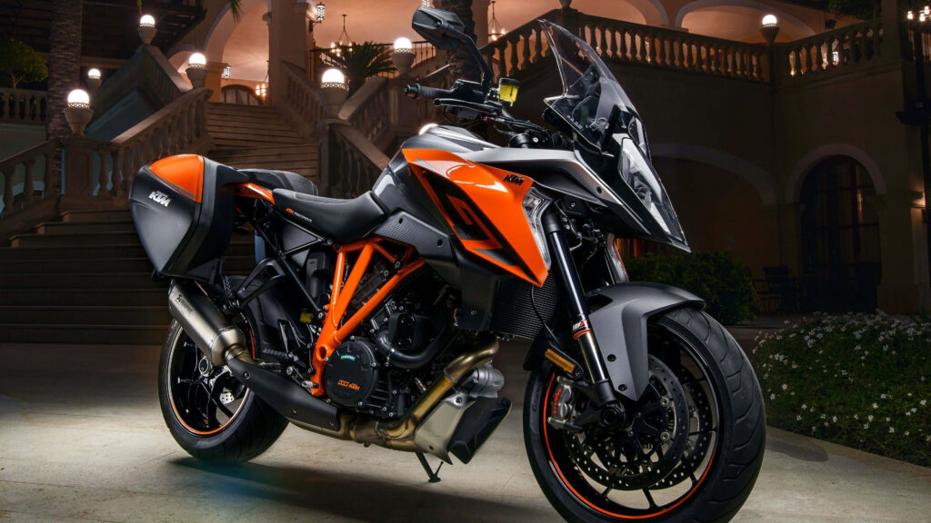 Stunning KTM Duke 250 Wallpaper: Bold Design in Luxurious Setting