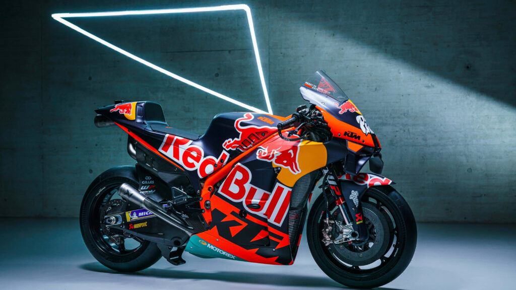 KTM Red Bull Motorcycle Wallpaper: Bold Design & Modern Backdrop