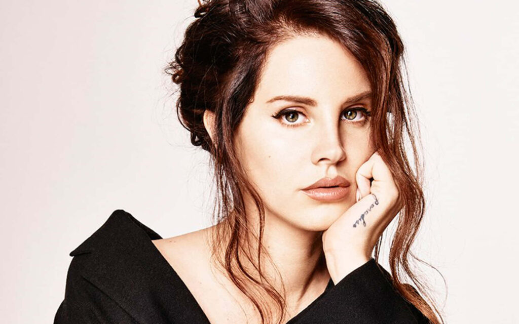 Stunning Lana Del Rey Portrait: Elegant Wallpaper Background