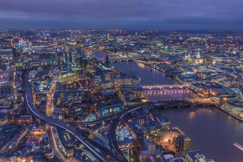 Stunning London Night View Wallpaper - Iconic Landmarks & Cityscape