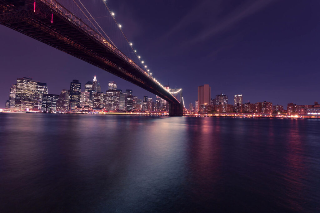 Stunning Night View of Manhattan Bridge: City Skyline Wallpaper