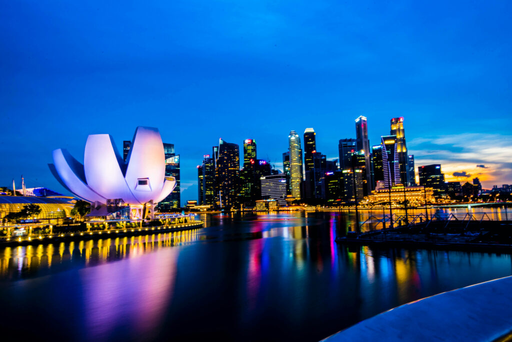 Twilight Wallpaper: Marina Bay Sands & ArtScience Museum Reflection