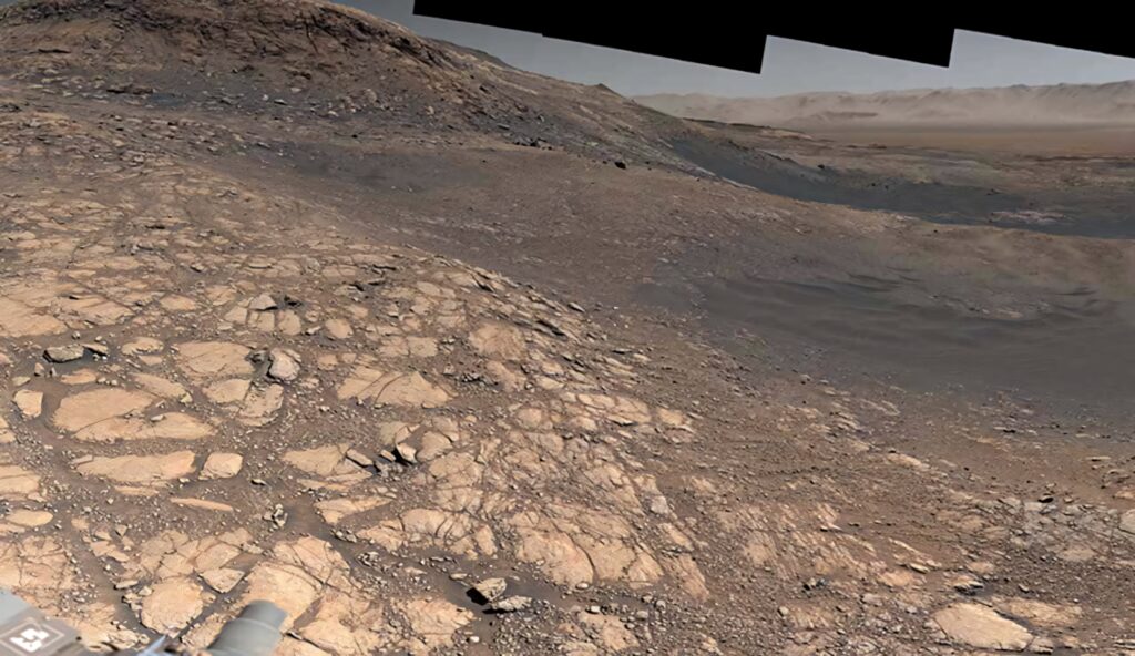 Stunning Mars Wallpaper: Red Rocky Landscape & Rugged Terrain