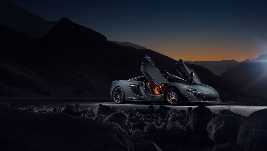 Stunning McLaren 675LT Night Wallpaper: Sleek Design & Dramatic Hills