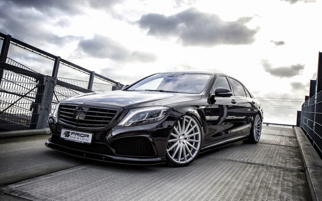 Stunning Mercedes-Benz S-Class W222 Wallpaper with Dramatic Sky