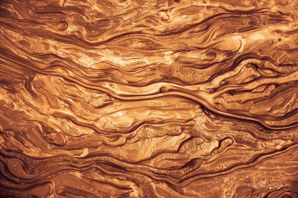 Stunning Gold & Silver Melted Clay Wallpaper Background with Textured Finish