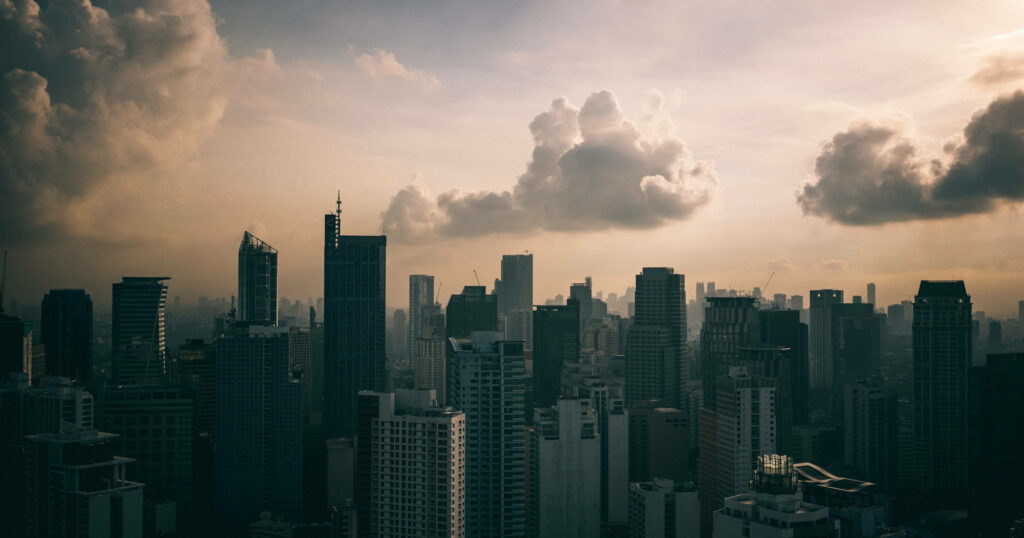 Stunning Metro Manila Skyline Wallpaper with Modern High-Rises
