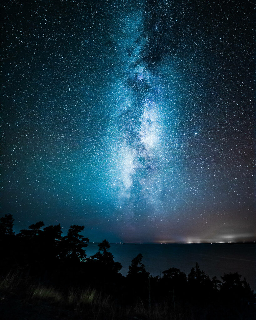 Stunning Milky Way Wallpaper for Samsung Galaxy Note 5 – Serene Silhouette