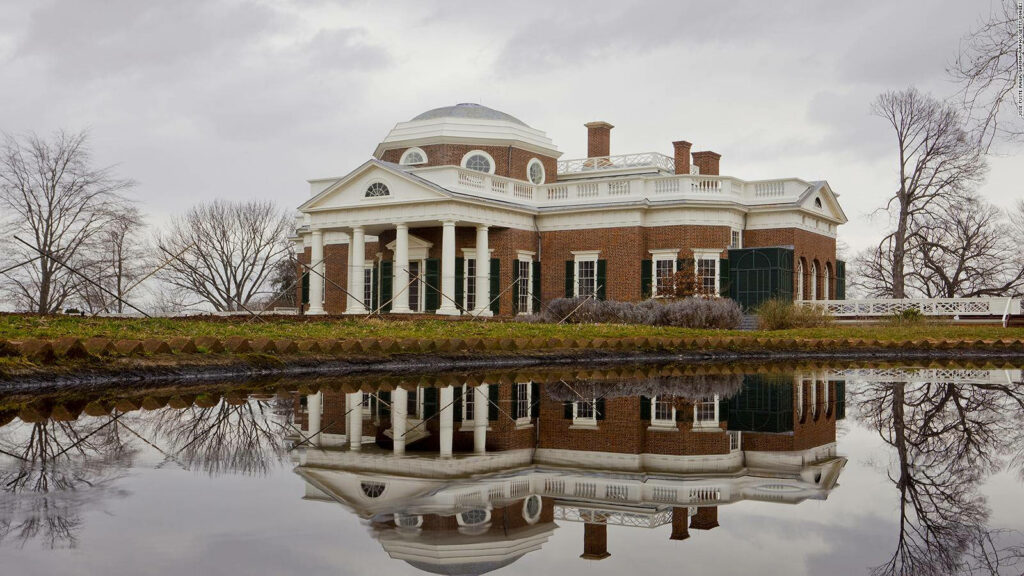 Elegant Monticello Wallpaper: Virginia's Historic Masterpiece Reflection