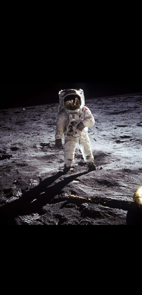 Stunning Astronaut Wallpaper: Neil Armstrong's Iconic Moon Moment