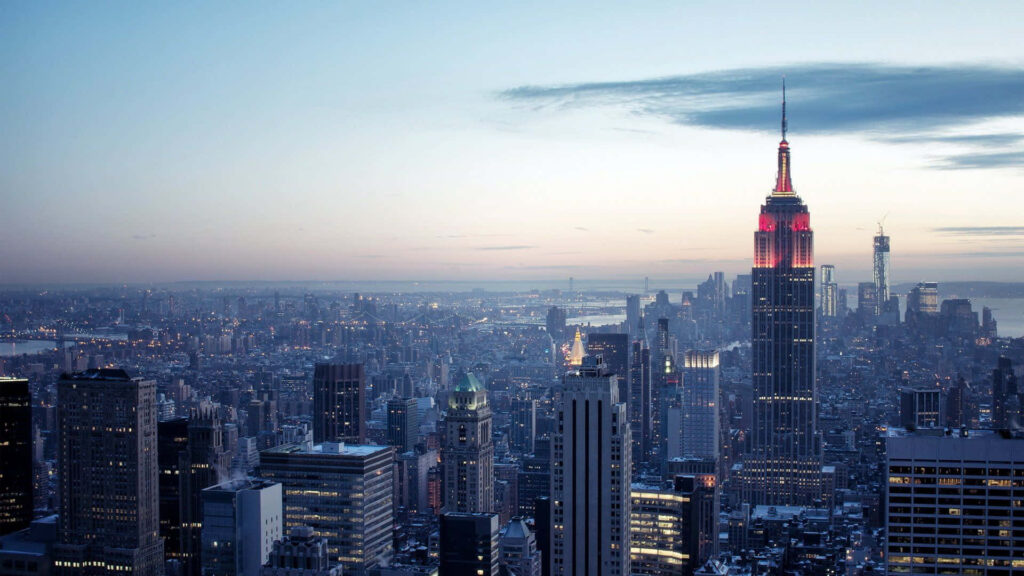 Stunning NYC Morning Skyline Wallpaper: Empire State Building View