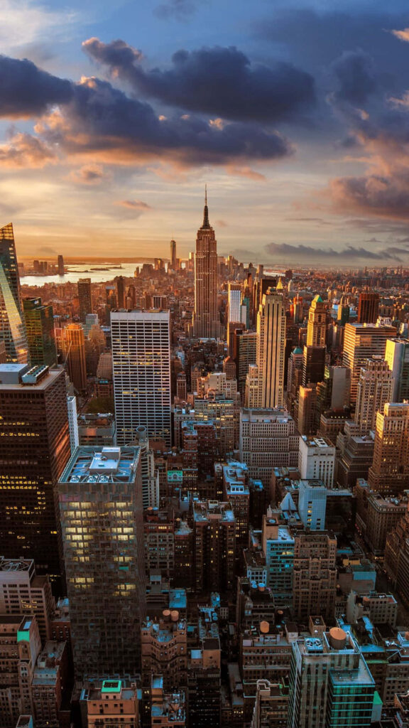 Stunning NYC Skyscraper Cityscape Wallpaper at Sunset