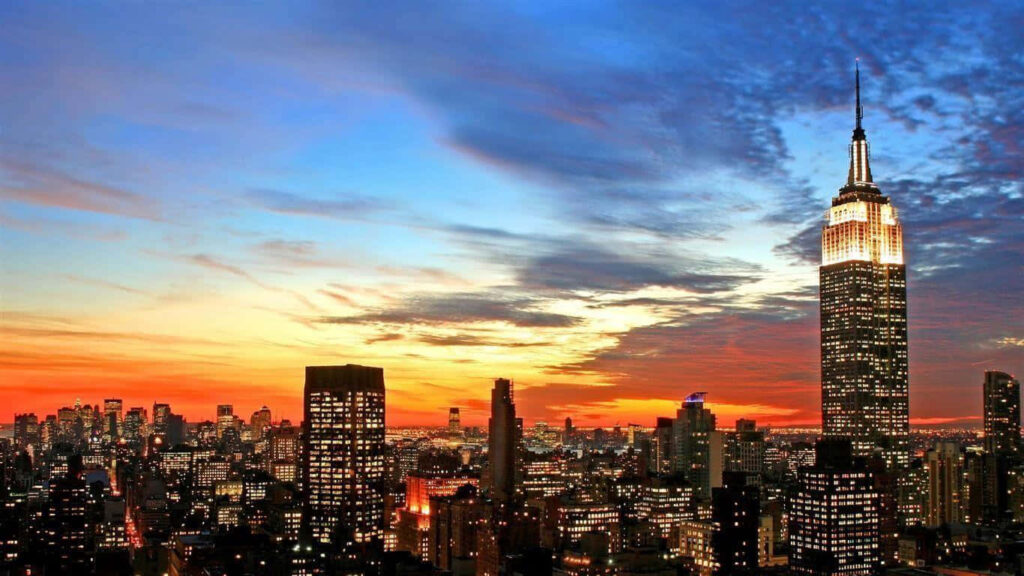 Stunning NYC Sunset Wallpaper: Empire State Building Illuminated