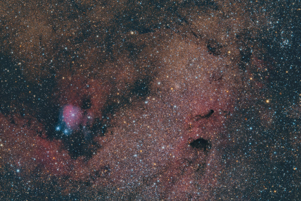 Stunning Nebula Wallpaper: Mesmerizing Cosmic Scene & Starry Background