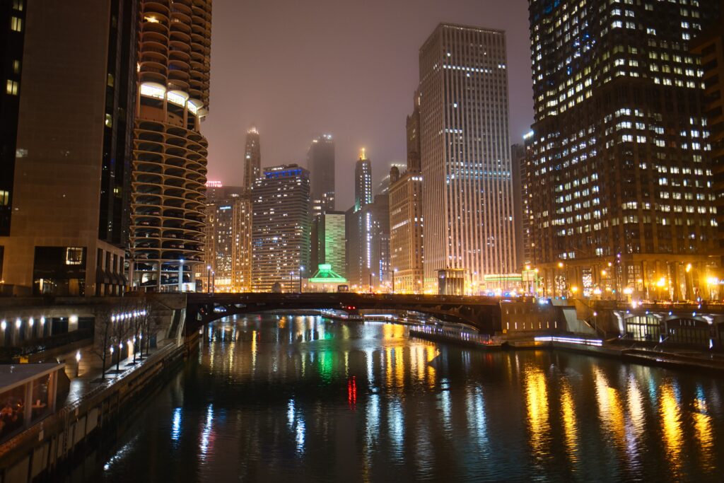 Stunning Night Cityscape Wallpaper: Illuminated Urban Ambiance