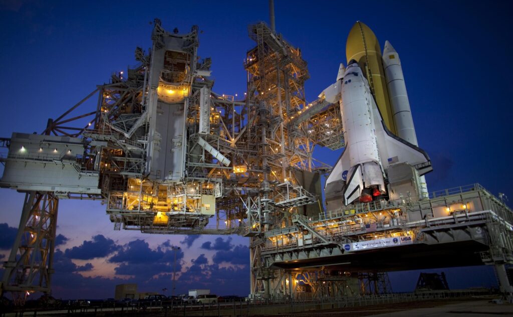 Stunning Night Wallpaper: Space Shuttle at Baikonur Cosmodrome